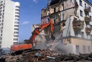 Демонтаж зданий и сооружений в Санкт-Петербурге и Ленинградской области.